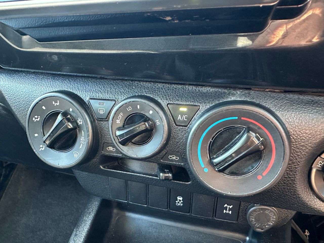 2020 TOYOTA HILUX 2020 TOYOTA HILUX