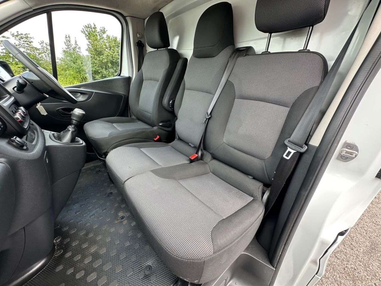 2021 RENAULT TRAFIC 2021 RENAULT TRAFIC