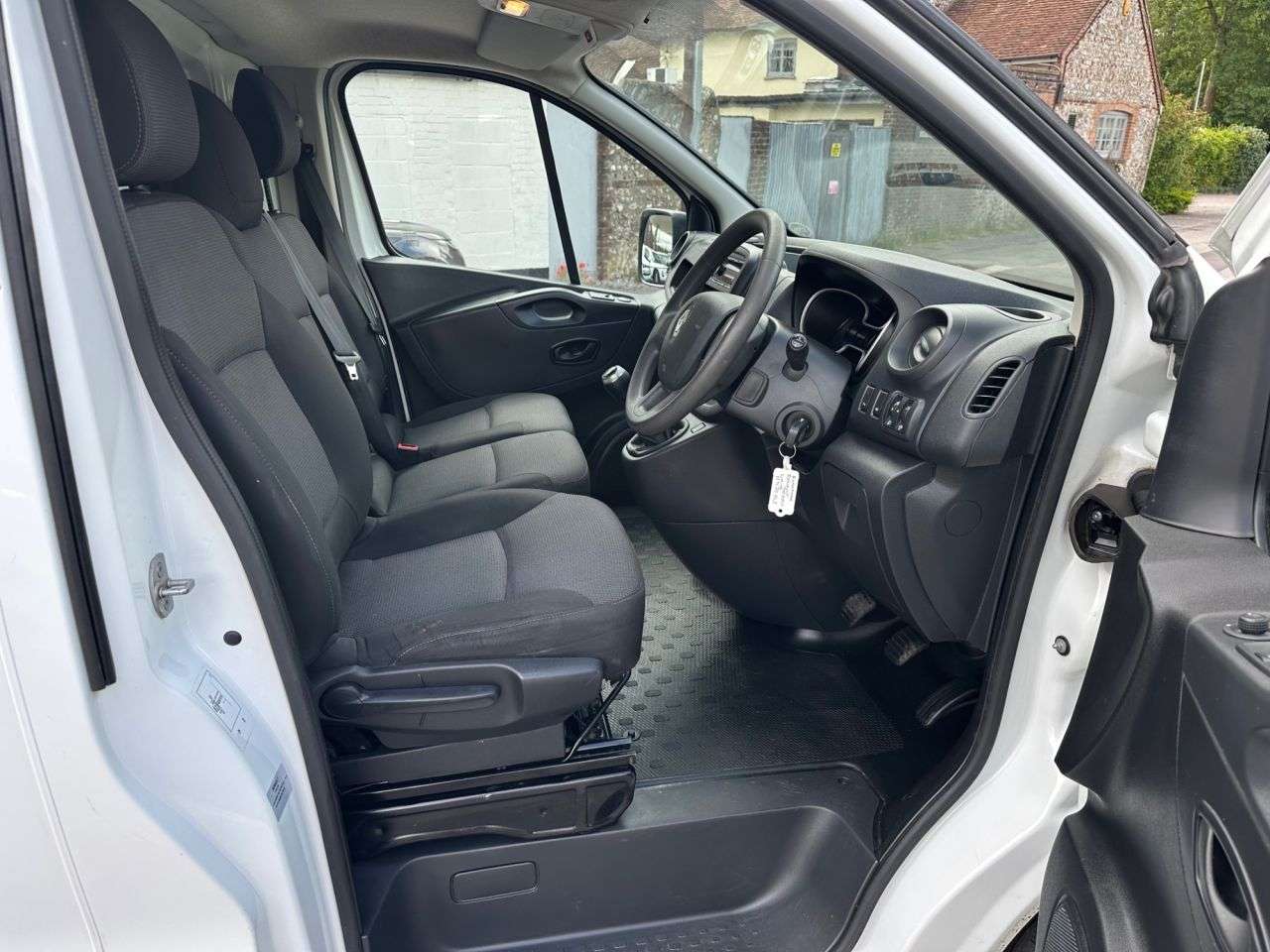 2021 RENAULT TRAFIC 2021 RENAULT TRAFIC