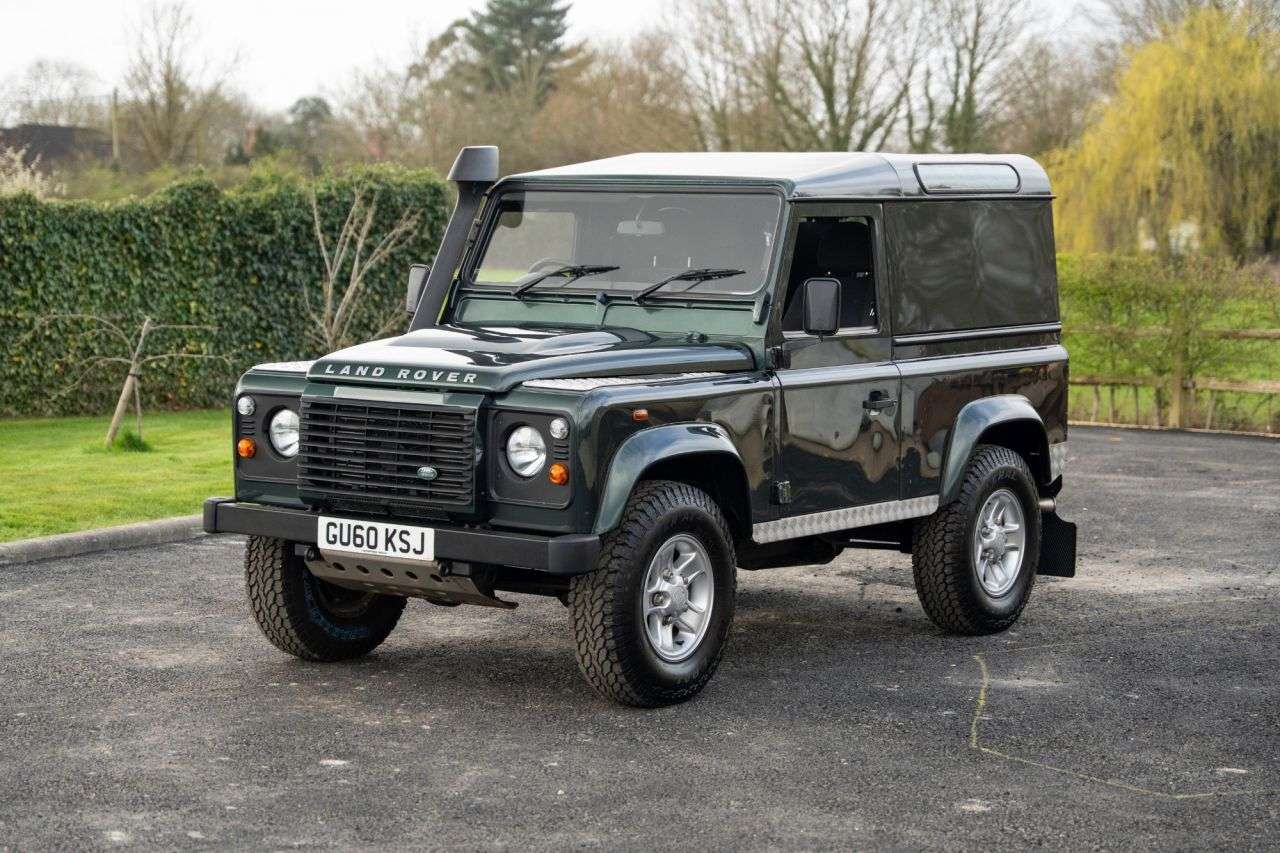 2010 LAND ROVER DEFENDER 90 2010 LAND ROVER DEFENDER 90