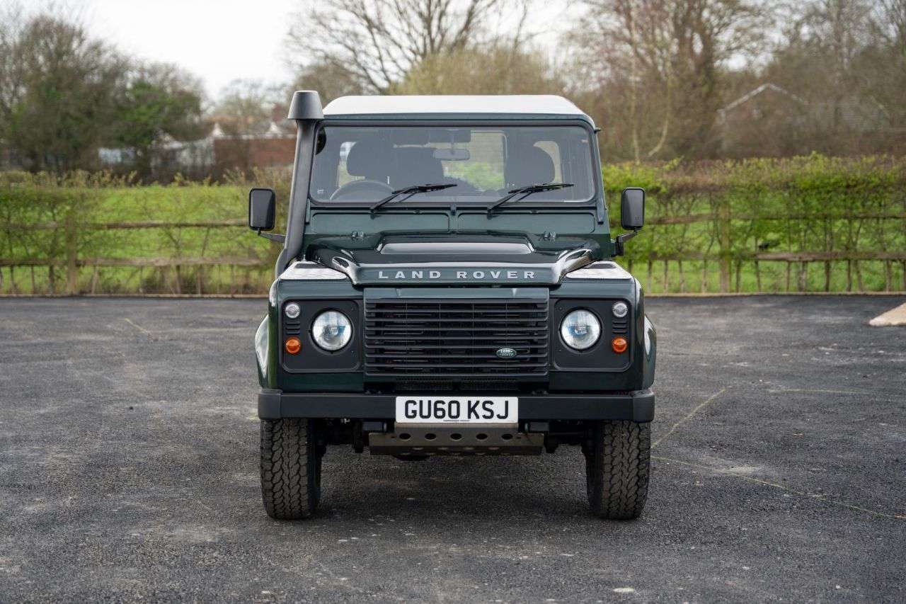 2010 LAND ROVER DEFENDER 90 2010 LAND ROVER DEFENDER 90
