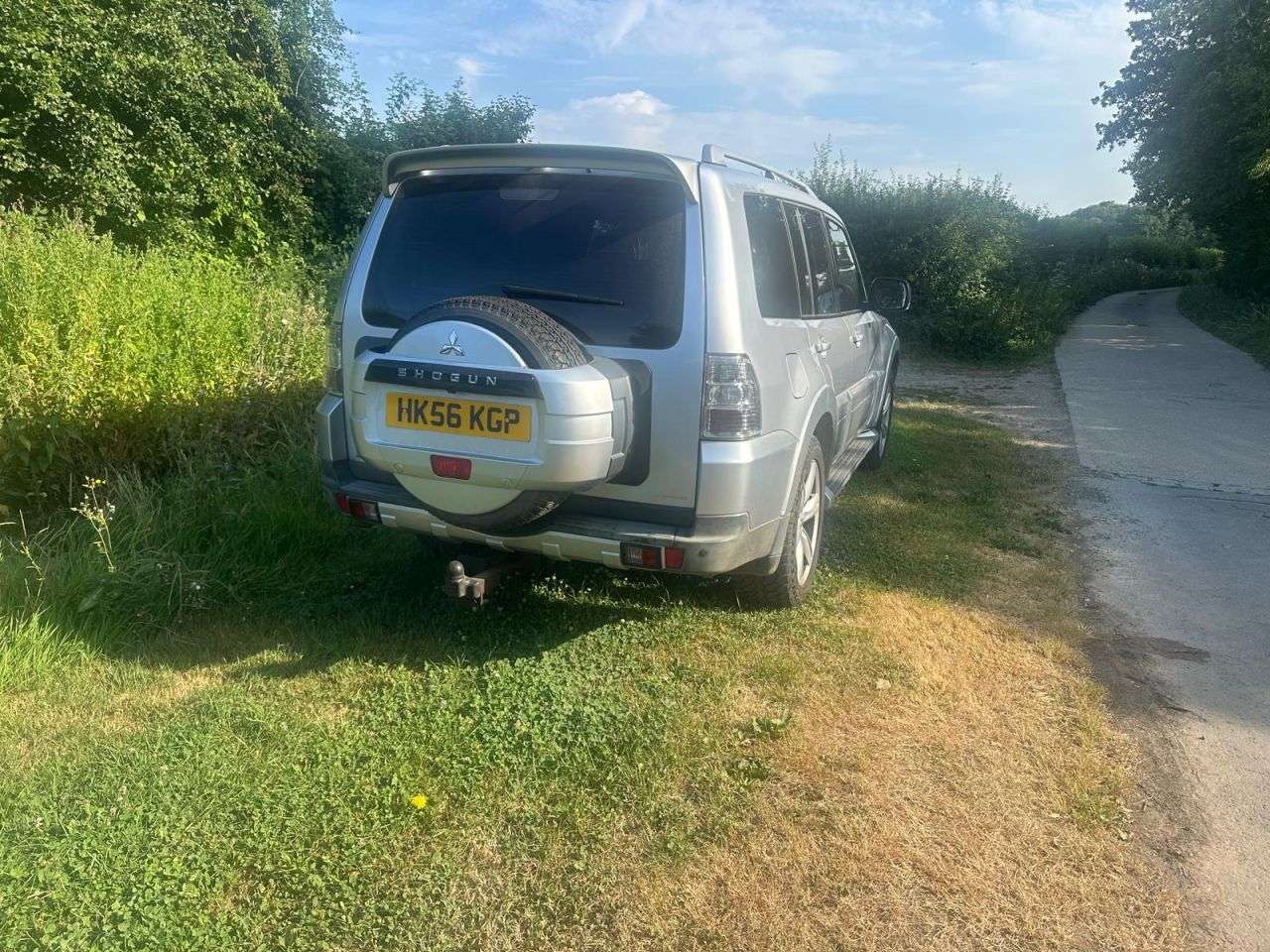A 2007 MITSUBISHI SHOGUN 7 Seat 3.2l 5dr Auto 160 BHP A 2007 MITSUBISHI SHOGUN 7 Seat 3.2l 5dr Auto 160 BHP