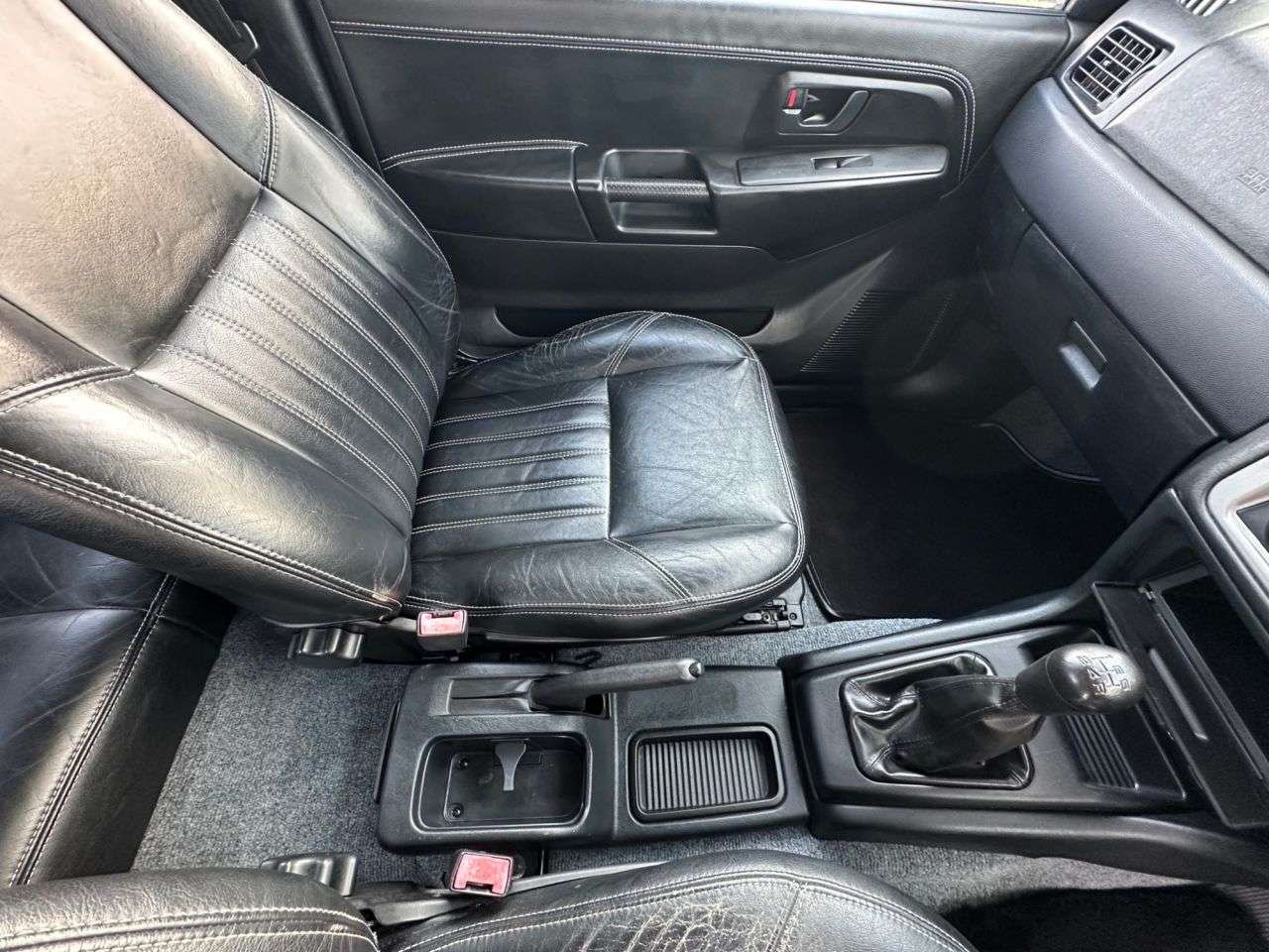 A 2004 MITSUBISHI SHOGUN PININ 1.8 Elegance SUV 3dr Petrol Manual (225 g/km, 113 bhp) A 2004 MITSUBISHI SHOGUN PININ 1.8 Elegance SUV 3dr Petrol Manual (225 g/km, 113 bhp)