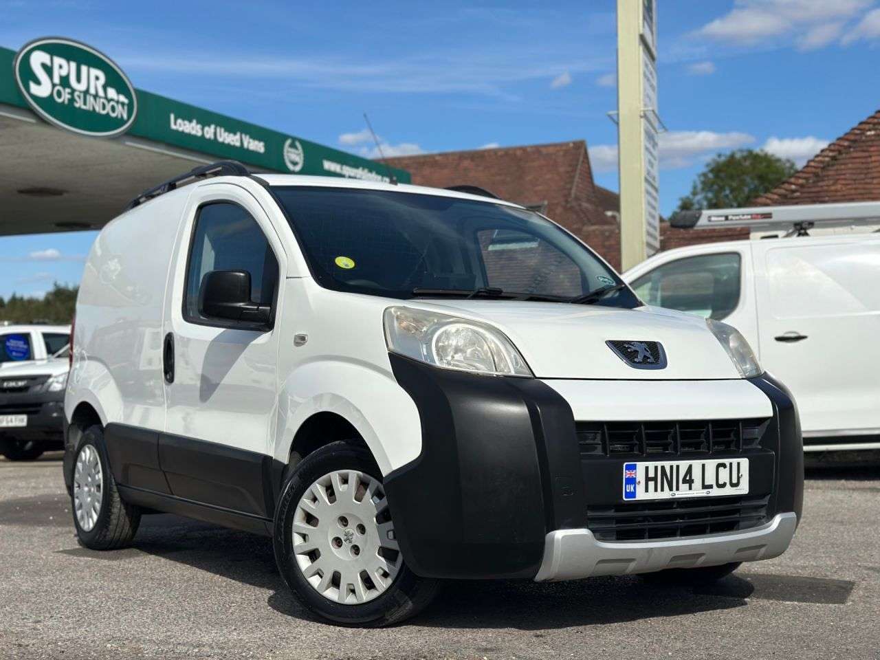 A 2014 PEUGEOT BIPPER 1.3 HDi Professional Panel Van 3dr Diesel Manual FWD L1 H1 ATV (119 g/km, 7 A 2014 PEUGEOT BIPPER 1.3 HDi Professional Panel Van 3dr Diesel Manual FWD L1 H1 ATV (119 g/km, 7