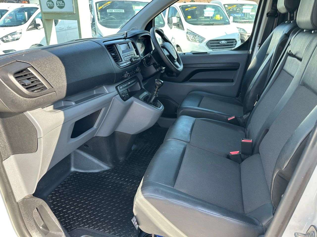 2021 TOYOTA PROACE 2021 TOYOTA PROACE