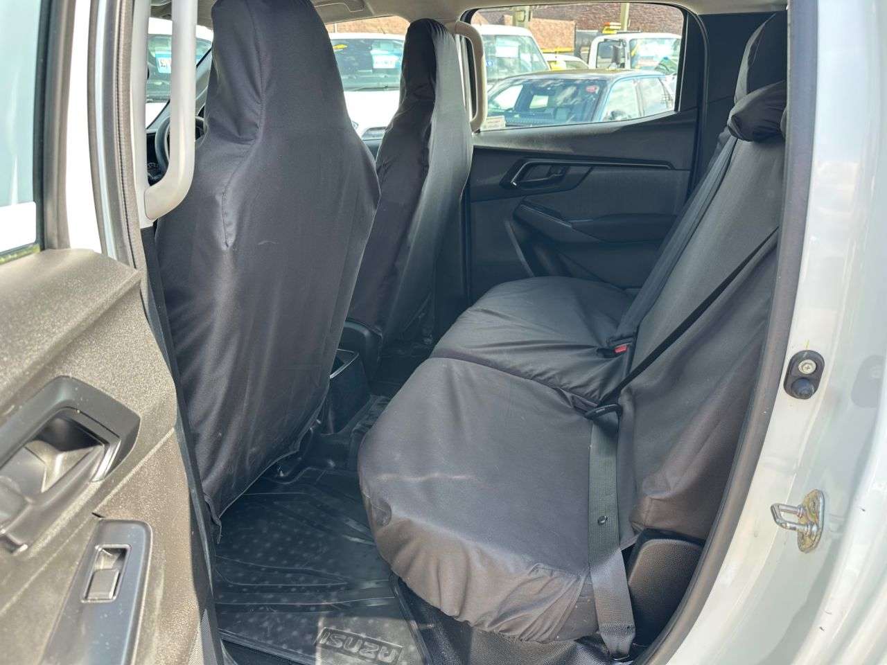 2021 ISUZU D-MAX 2021 ISUZU D-MAX