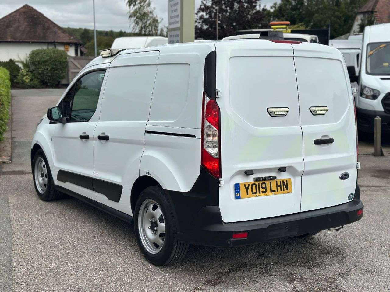 A 2019 FORD TRANSIT CONNECT 1.5 220 EcoBlue Panel Van 5dr Diesel Manual L1 Euro 6 (s/s) (100 ps) A 2019 FORD TRANSIT CONNECT 1.5 220 EcoBlue Panel Van 5dr Diesel Manual L1 Euro 6 (s/s) (100 ps)