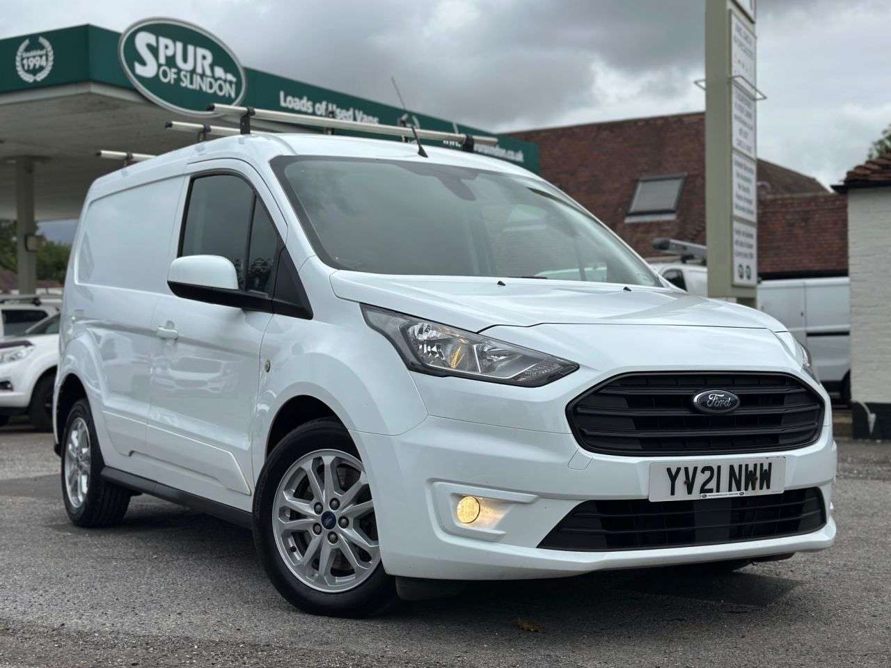 A 2021 FORD TRANSIT CONNECT AUTOMATIC 1.5 200 EcoBlue Limited Panel Van 5dr Diesel Auto L1 Euro 6 (s/s) A 2021 FORD TRANSIT CONNECT AUTOMATIC 1.5 200 EcoBlue Limited Panel Van 5dr Diesel Auto L1 Euro 6 (s/s)