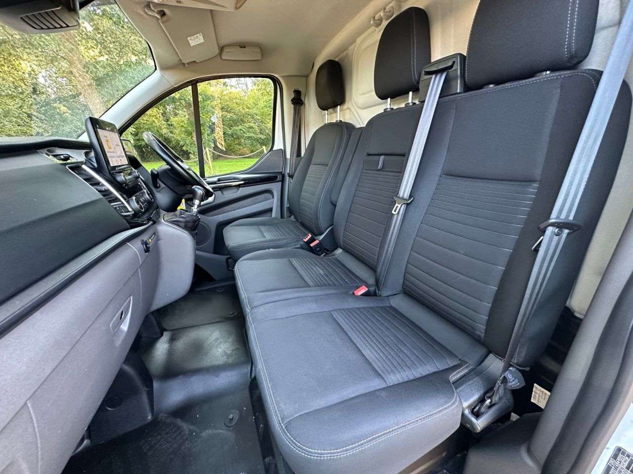 A 2022 FORD TRANSIT CUSTOM 2.0 300 EcoBlue Limited Panel Van 5dr Diesel Manual L1 H1 Euro 6 (s/s) (130 A 2022 FORD TRANSIT CUSTOM 2.0 300 EcoBlue Limited Panel Van 5dr Diesel Manual L1 H1 Euro 6 (s/s) (130