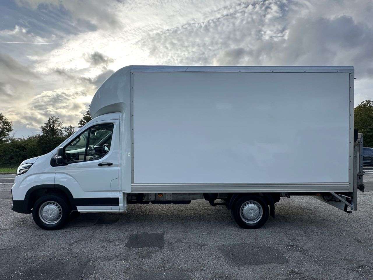 2023 MAXUS DELIVER 9 2023 MAXUS DELIVER 9