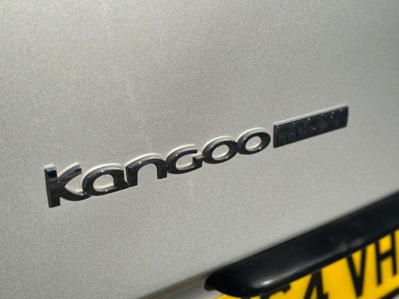 2014 RENAULT KANGOO MAXI 2014 RENAULT KANGOO MAXI