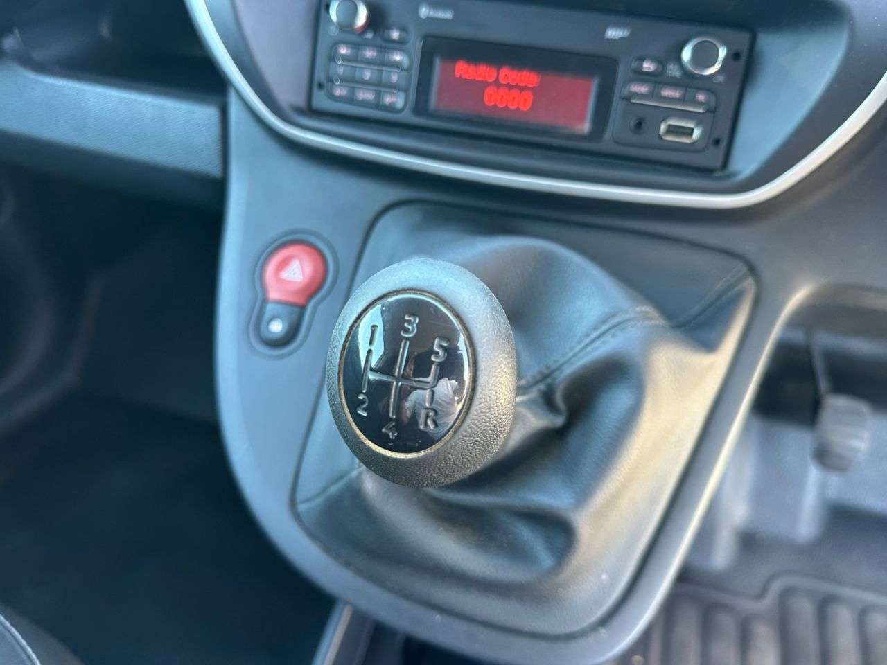 2014 RENAULT KANGOO MAXI 2014 RENAULT KANGOO MAXI