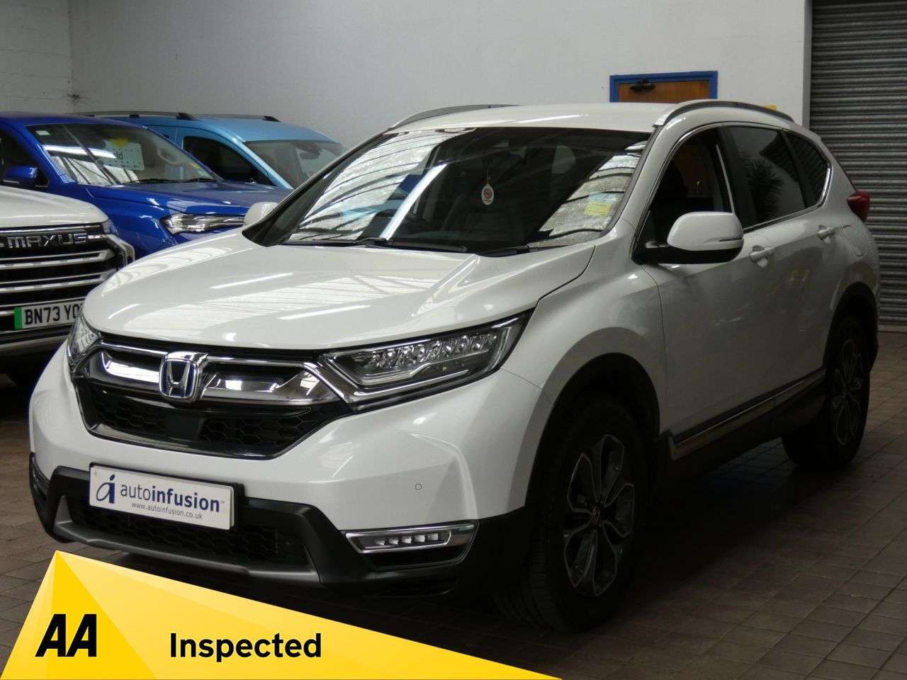 A 2022 HONDA CR-V 2.0 h i-MMD SR SUV 5dr Petrol Hybrid eCVT 4WD Euro 6 (s/s) (184 ps) 1 OWNER A 2022 HONDA CR-V 2.0 h i-MMD SR SUV 5dr Petrol Hybrid eCVT 4WD Euro 6 (s/s) (184 ps) 1 OWNER