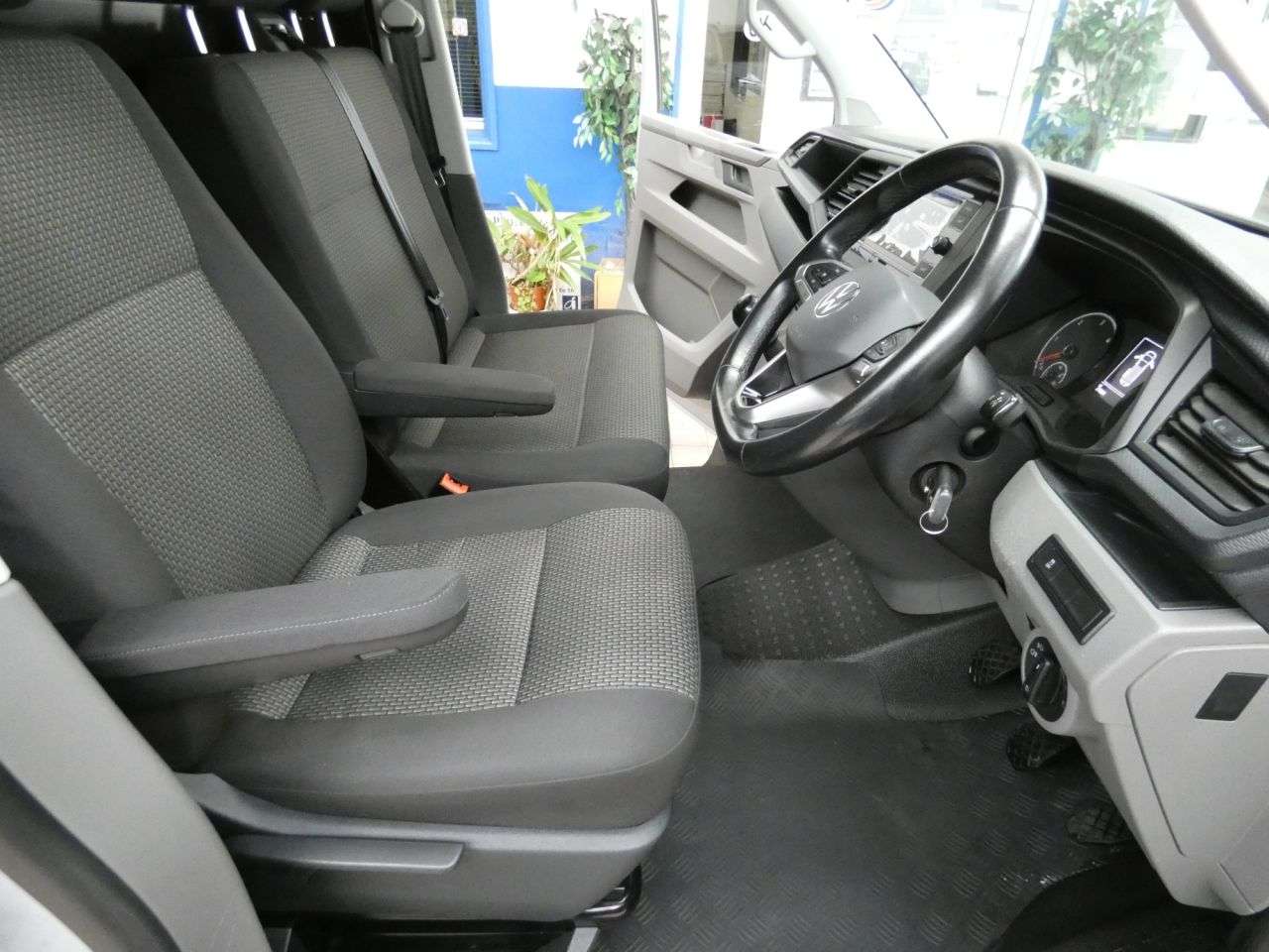 2021 VOLKSWAGEN TRANSPORTER 2021 VOLKSWAGEN TRANSPORTER