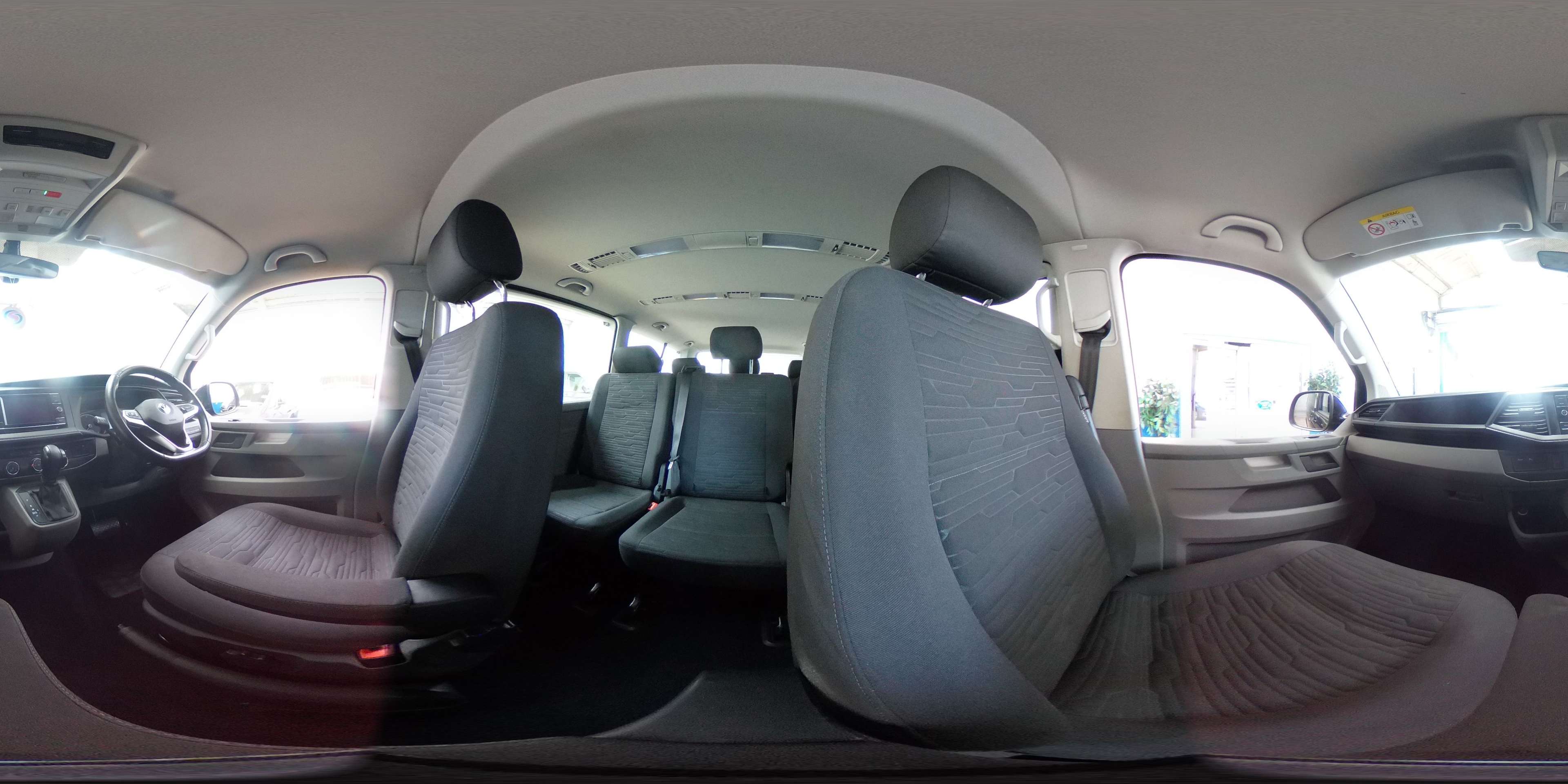 2020 VOLKSWAGEN TRANSPORTER SHUTTLE 2020 VOLKSWAGEN TRANSPORTER SHUTTLE