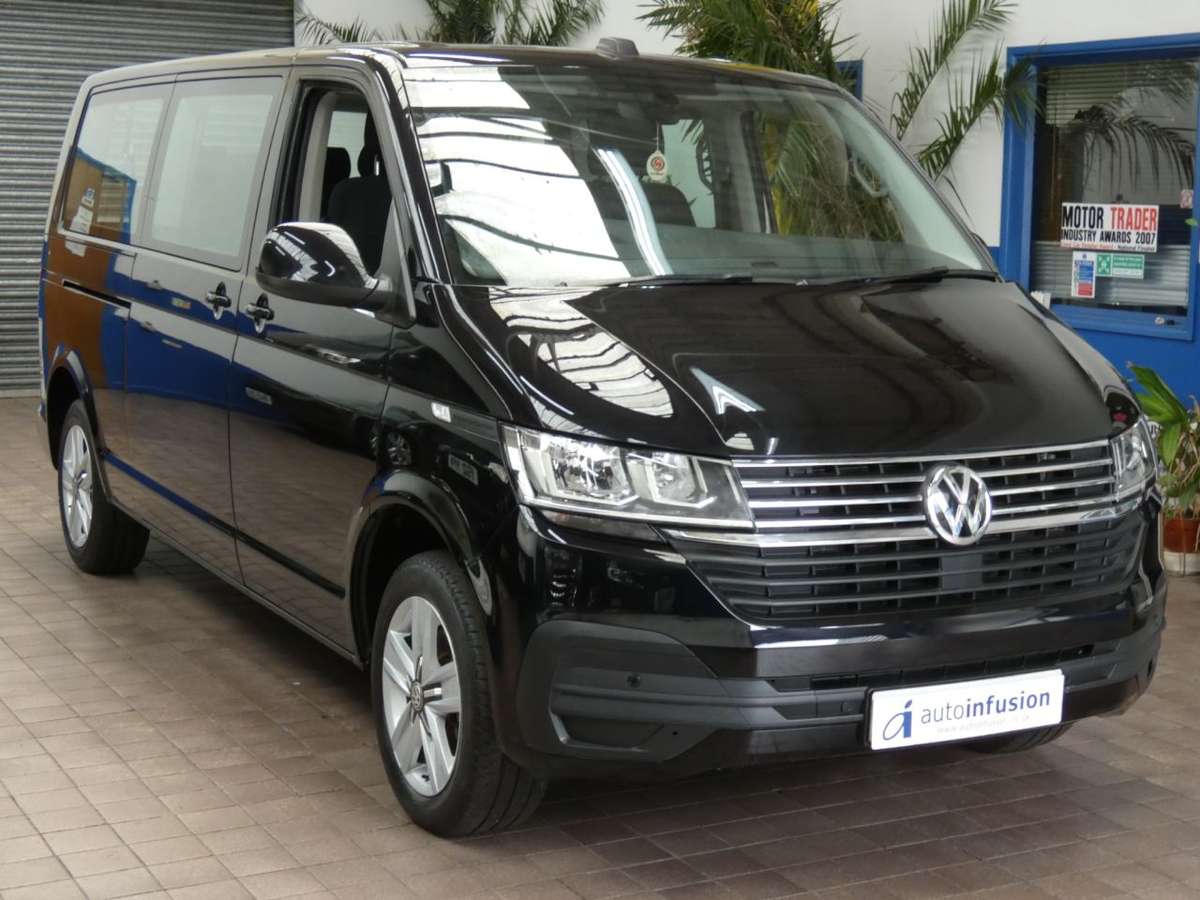 Check out this Volkswagen Transporter Shuttle 2020 Diesel Automatic