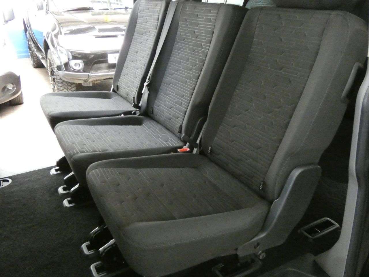 2020 VOLKSWAGEN TRANSPORTER SHUTTLE 2020 VOLKSWAGEN TRANSPORTER SHUTTLE