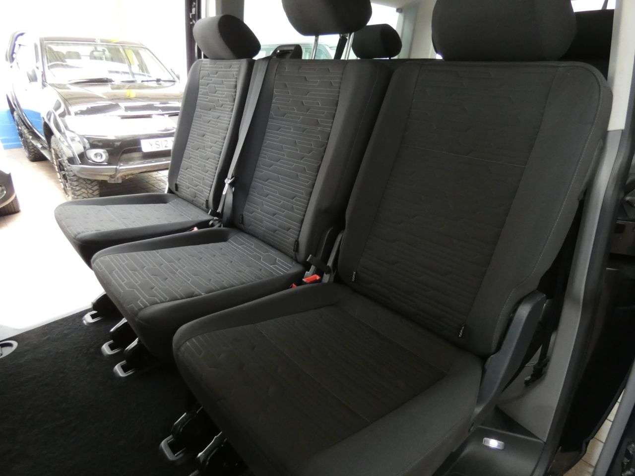 2020 VOLKSWAGEN TRANSPORTER SHUTTLE 2020 VOLKSWAGEN TRANSPORTER SHUTTLE