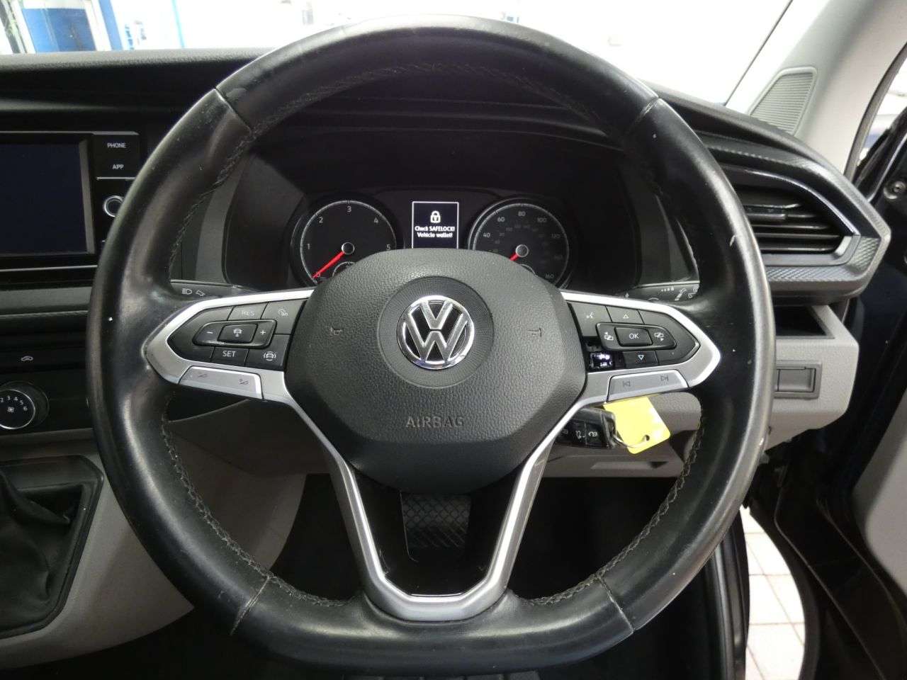 2020 VOLKSWAGEN TRANSPORTER SHUTTLE 2020 VOLKSWAGEN TRANSPORTER SHUTTLE