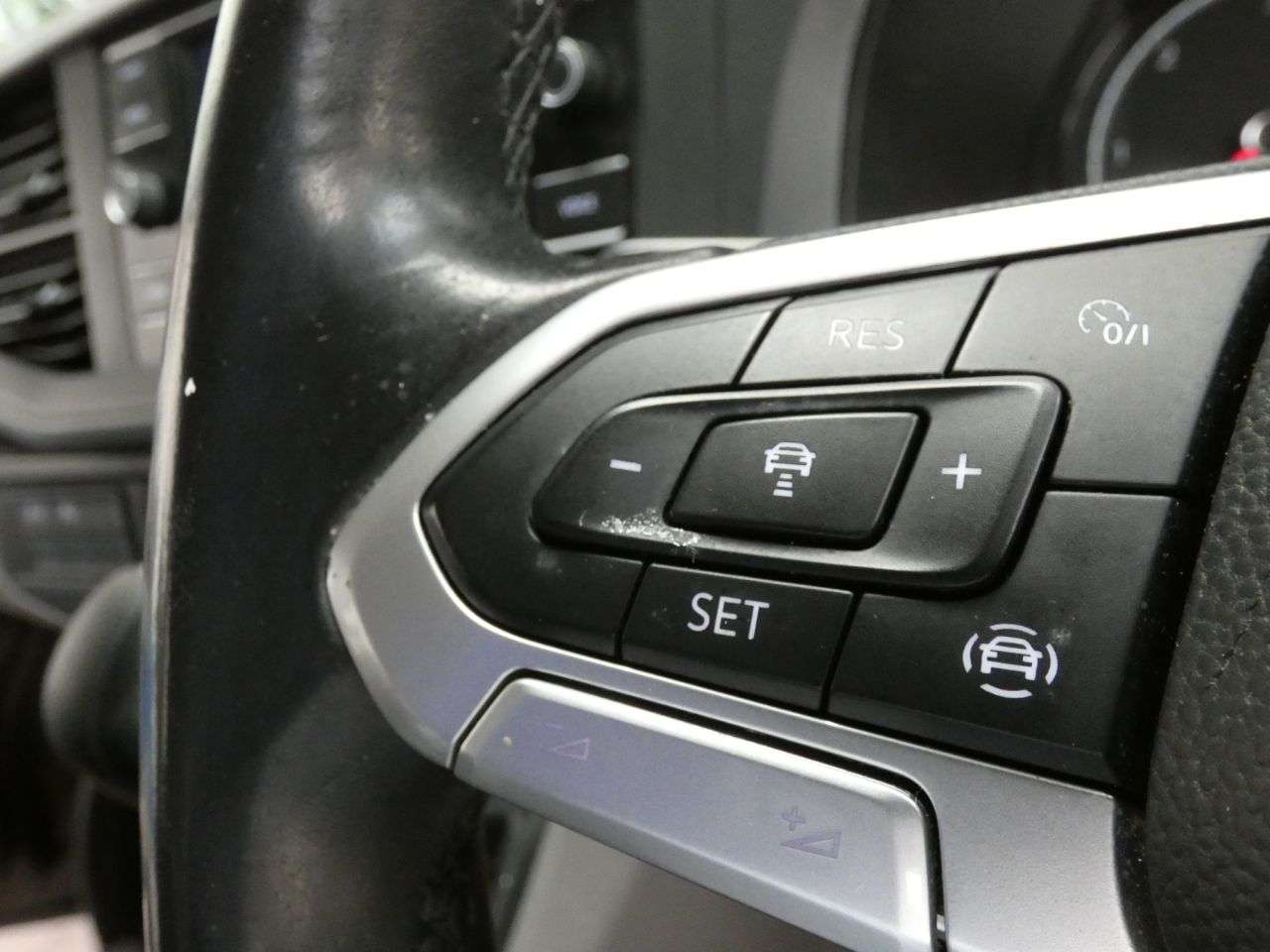 2020 VOLKSWAGEN TRANSPORTER SHUTTLE 2020 VOLKSWAGEN TRANSPORTER SHUTTLE