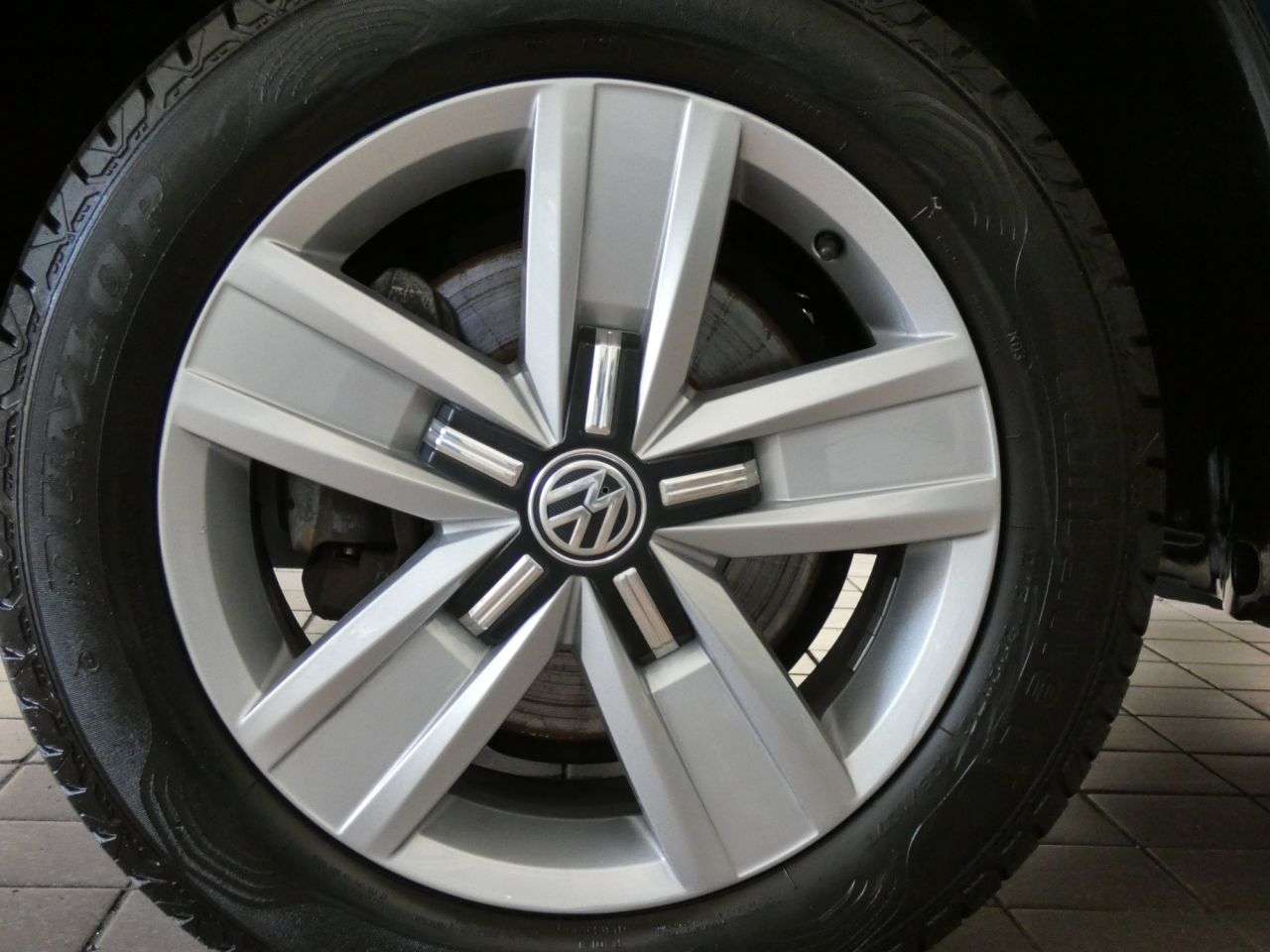 2020 VOLKSWAGEN TRANSPORTER SHUTTLE 2020 VOLKSWAGEN TRANSPORTER SHUTTLE