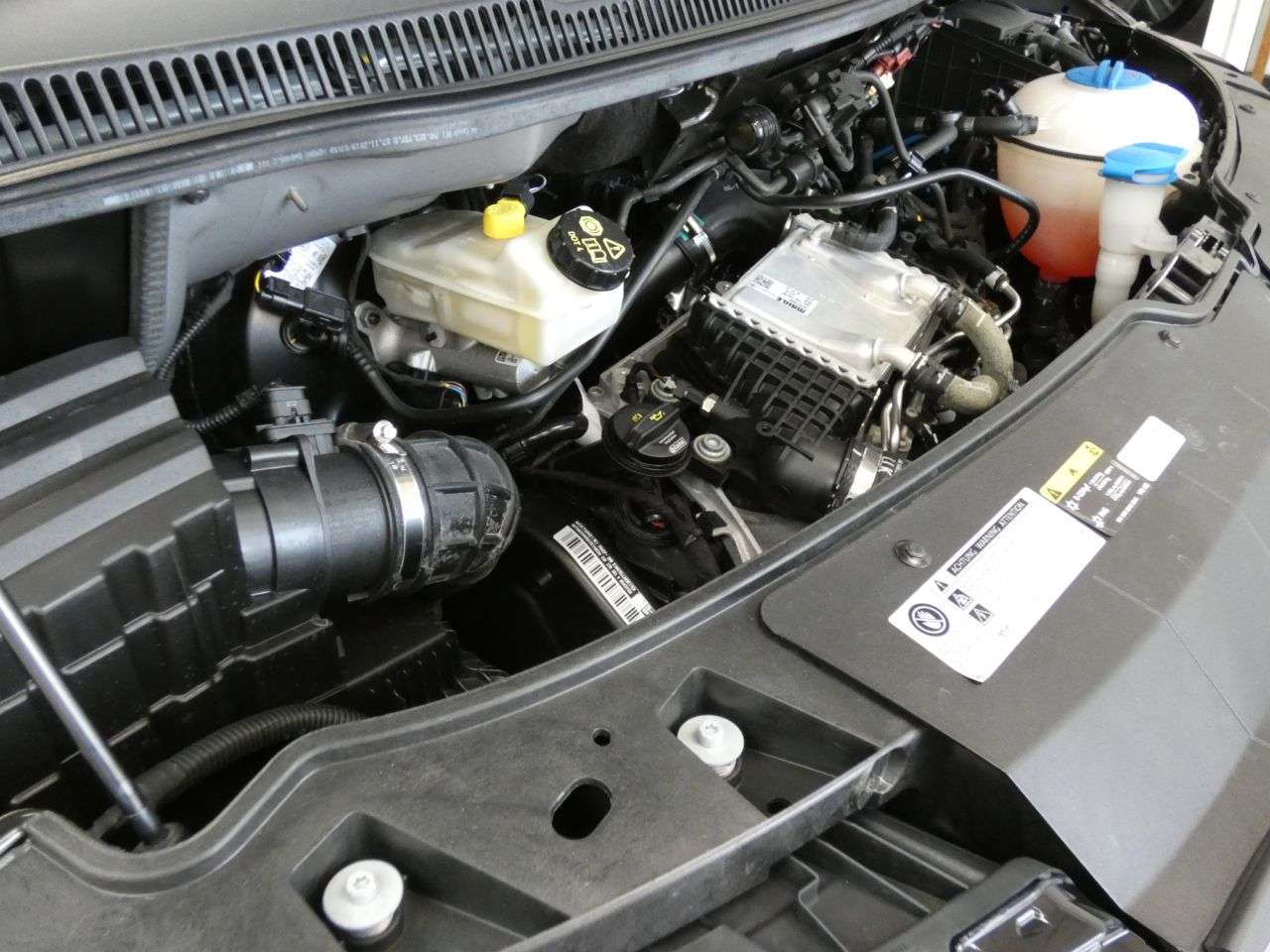 2020 VOLKSWAGEN TRANSPORTER SHUTTLE 2020 VOLKSWAGEN TRANSPORTER SHUTTLE