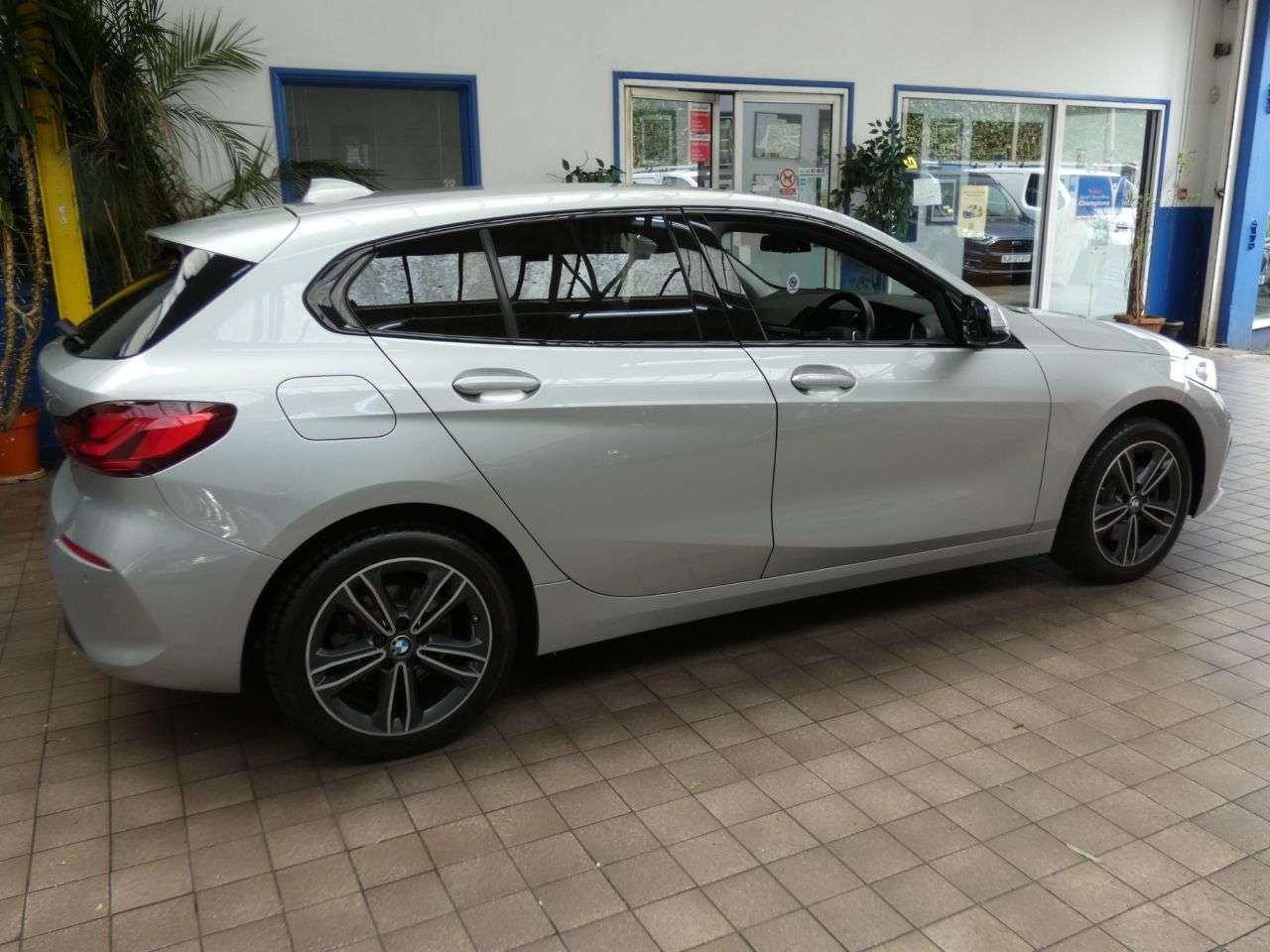 2020 BMW 1 SERIES 2020 BMW 1 SERIES
