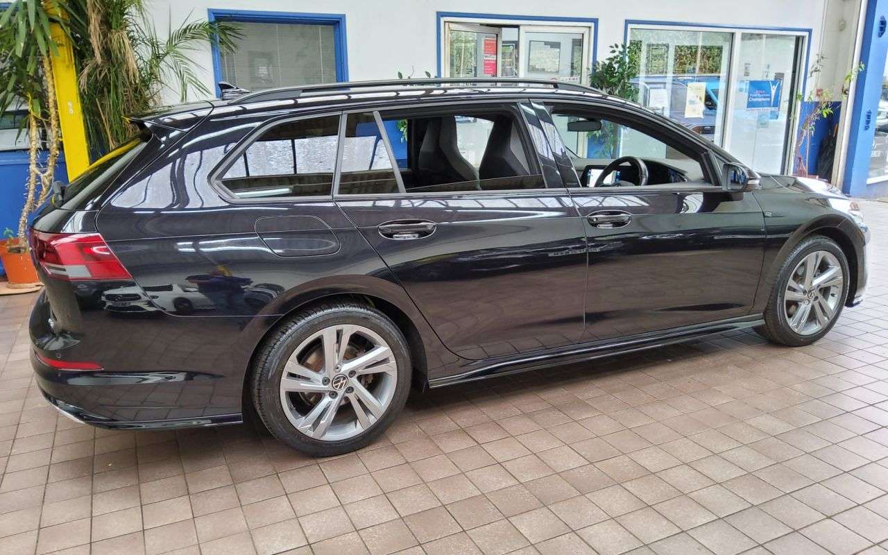 2022 VOLKSWAGEN GOLF 2022 VOLKSWAGEN GOLF