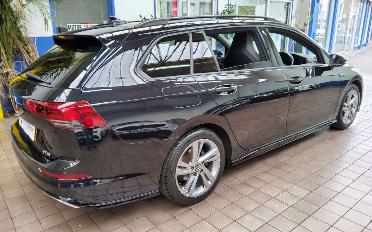 2022 VOLKSWAGEN GOLF 2022 VOLKSWAGEN GOLF