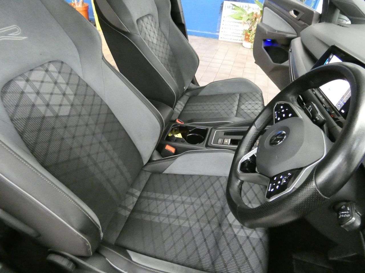 2022 VOLKSWAGEN GOLF 2022 VOLKSWAGEN GOLF