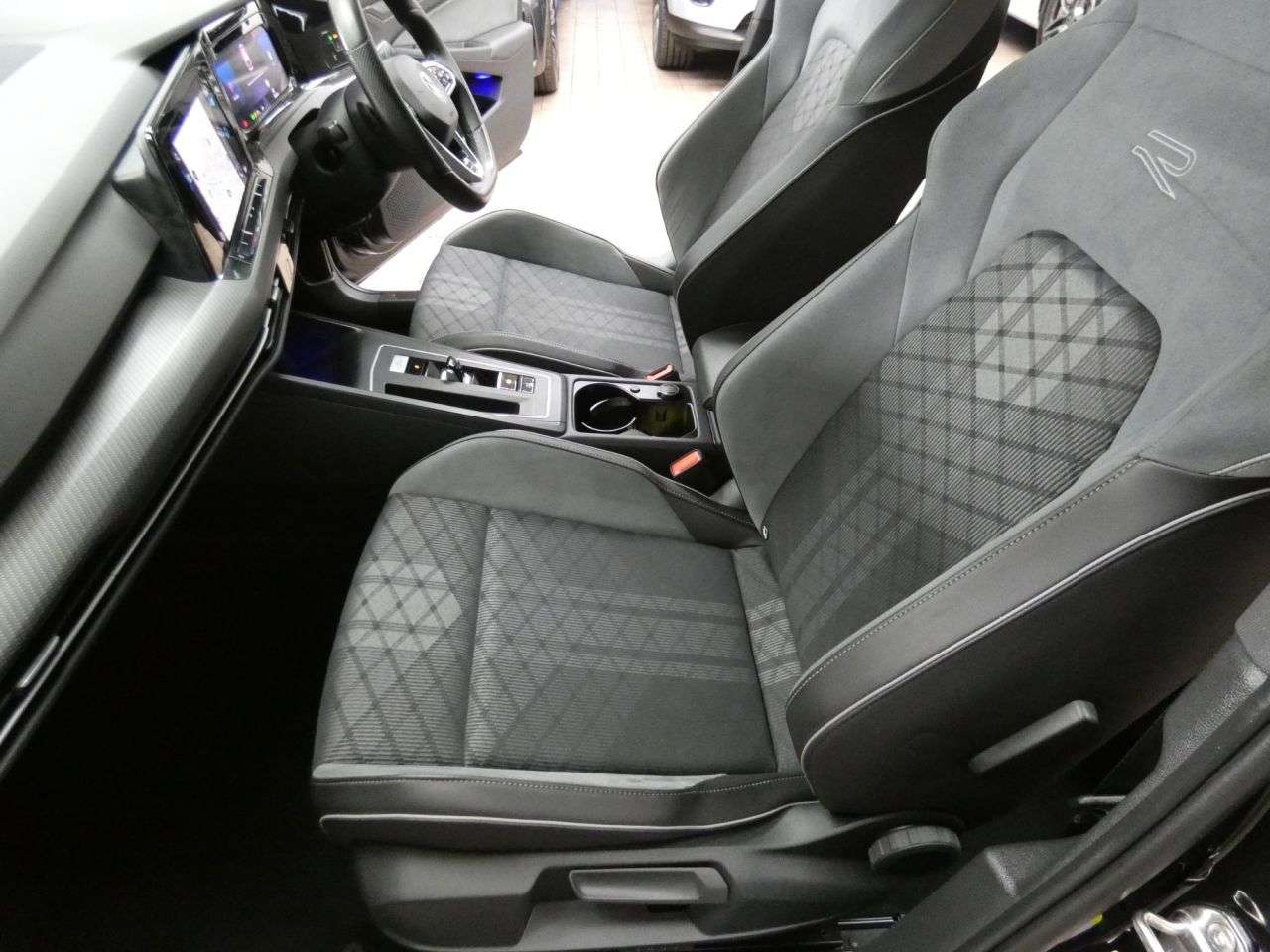 2022 VOLKSWAGEN GOLF 2022 VOLKSWAGEN GOLF