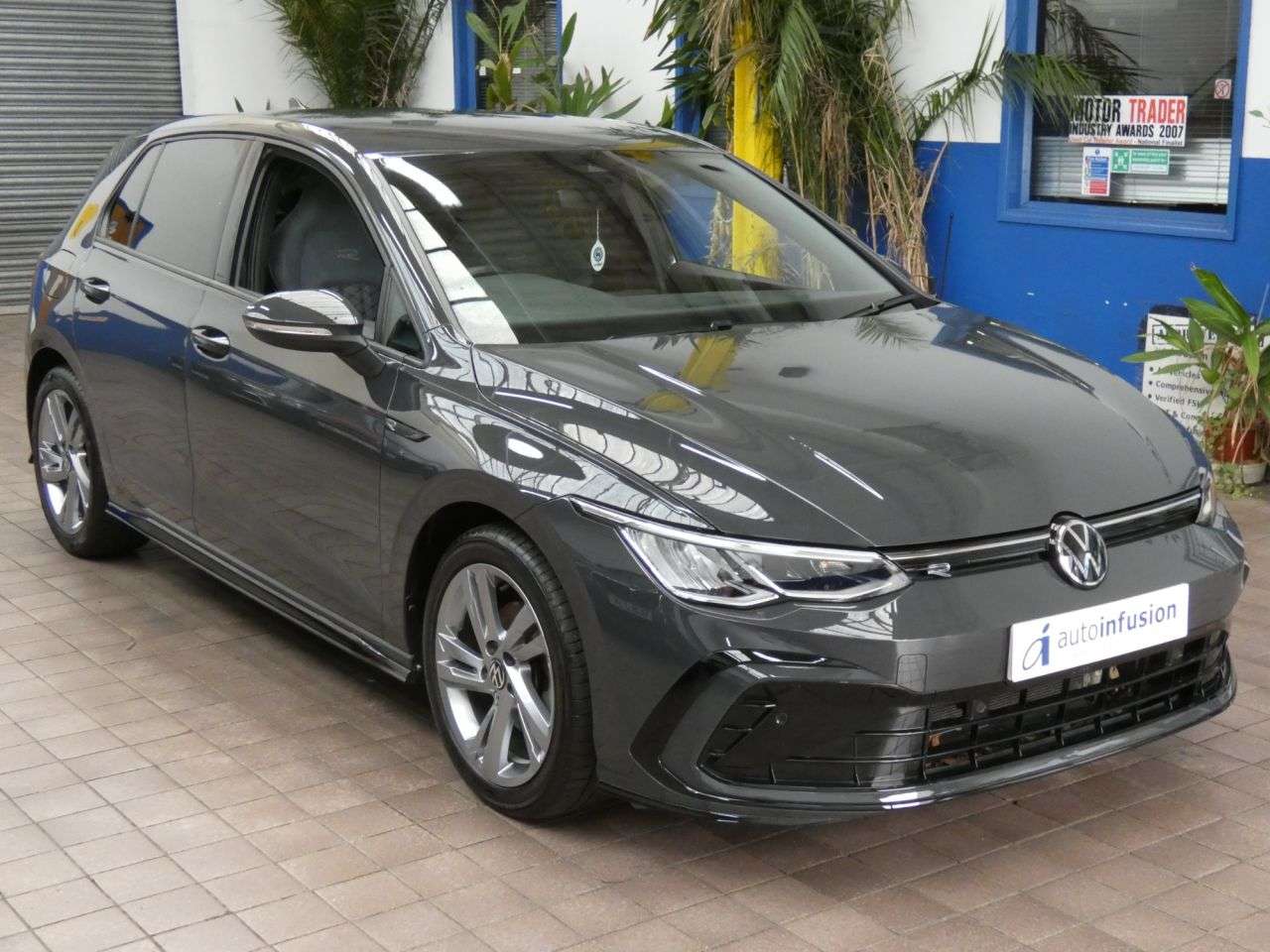 A 2024 VOLKSWAGEN GOLF 1.5 TSI R-Line Hatchback 5dr Petrol Manual Euro 6 (s/s) (130 ps) VW WARRANT A 2024 VOLKSWAGEN GOLF 1.5 TSI R-Line Hatchback 5dr Petrol Manual Euro 6 (s/s) (130 ps) VW WARRANT
