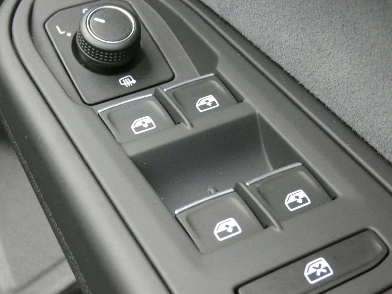 2024 VOLKSWAGEN GOLF 2024 VOLKSWAGEN GOLF