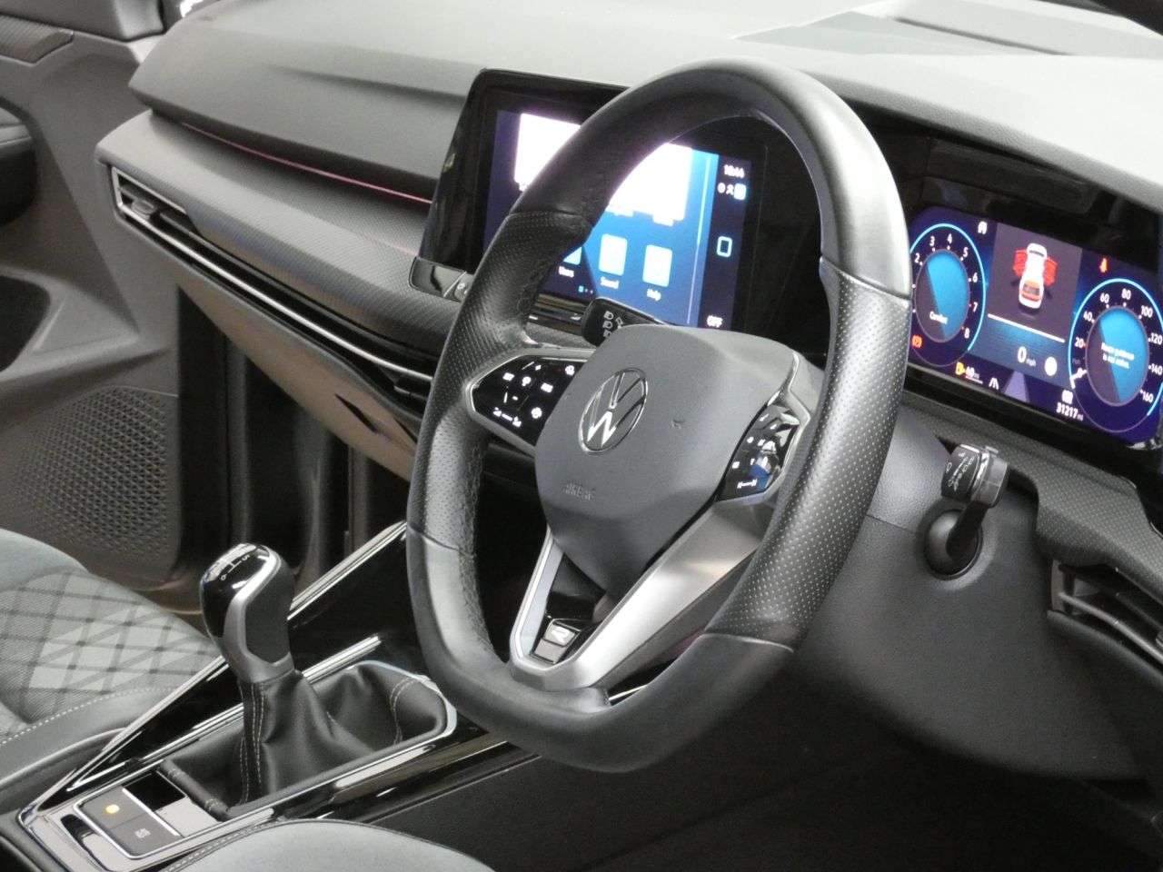 2024 VOLKSWAGEN GOLF 2024 VOLKSWAGEN GOLF