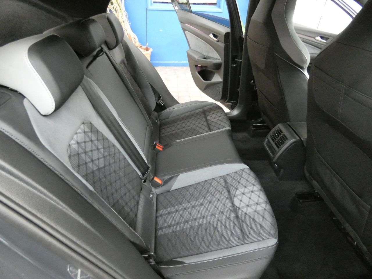 2024 VOLKSWAGEN GOLF 2024 VOLKSWAGEN GOLF