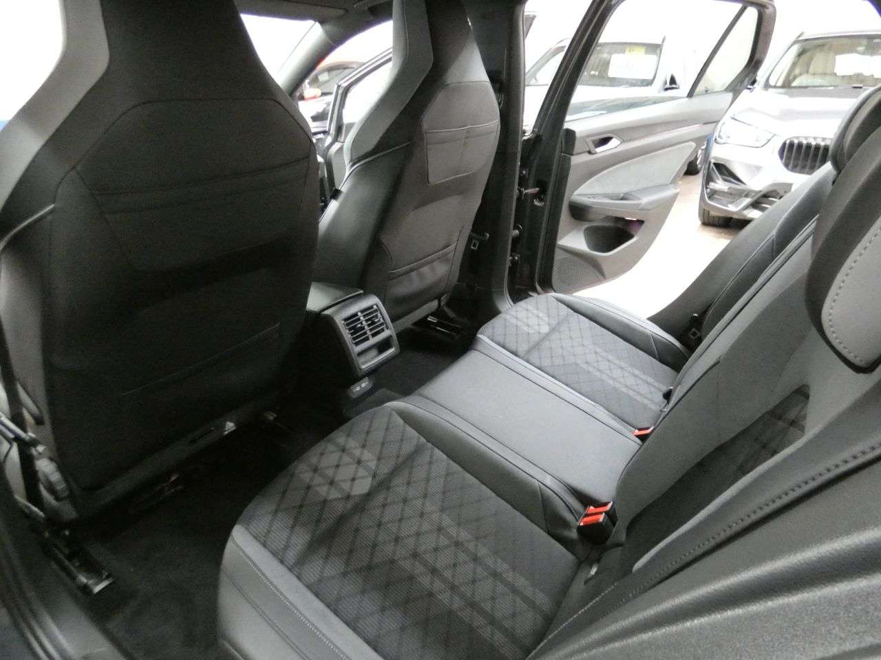 2024 VOLKSWAGEN GOLF 2024 VOLKSWAGEN GOLF