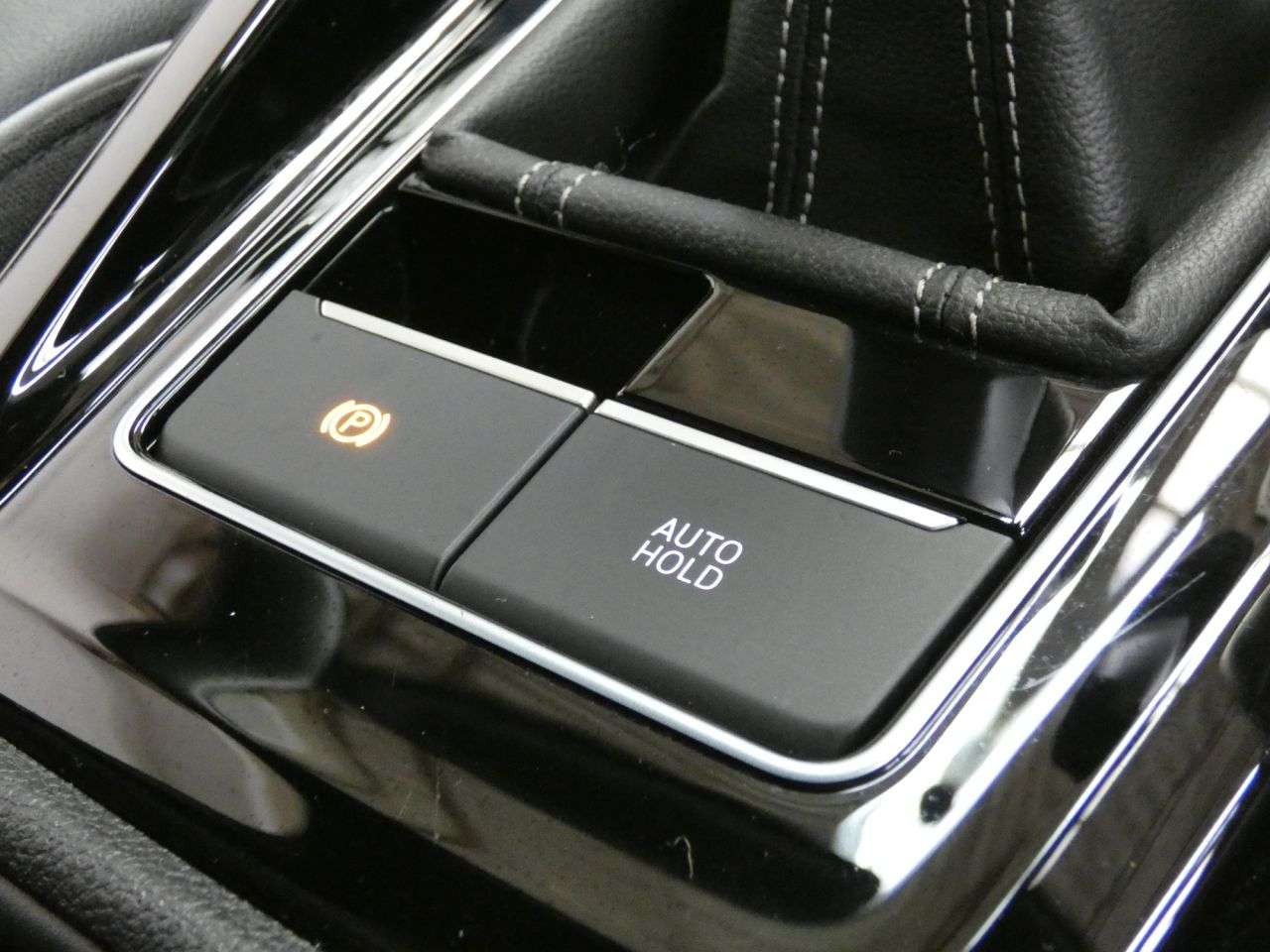 2024 VOLKSWAGEN GOLF 2024 VOLKSWAGEN GOLF