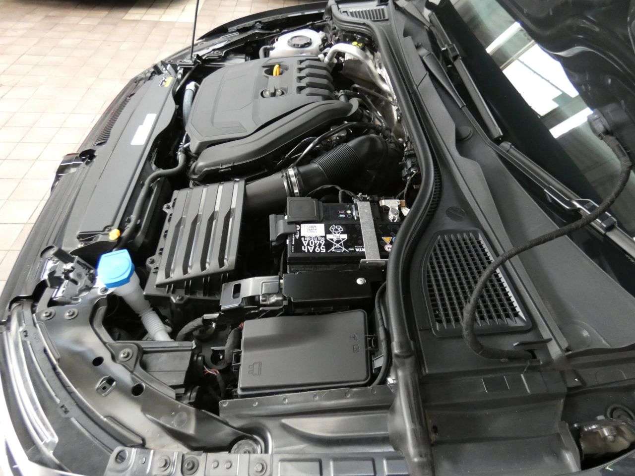 2024 VOLKSWAGEN GOLF 2024 VOLKSWAGEN GOLF