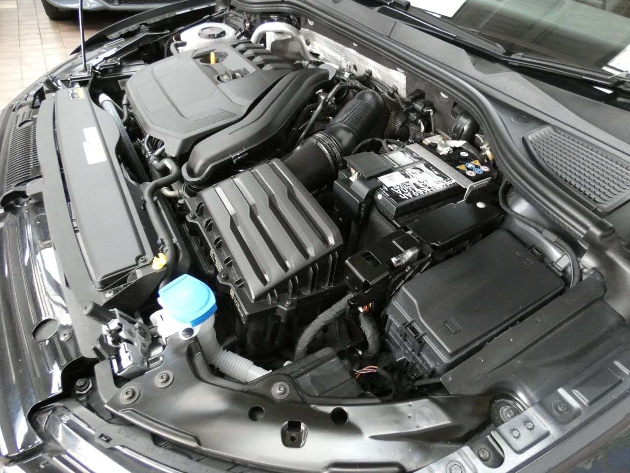 2024 VOLKSWAGEN GOLF 2024 VOLKSWAGEN GOLF