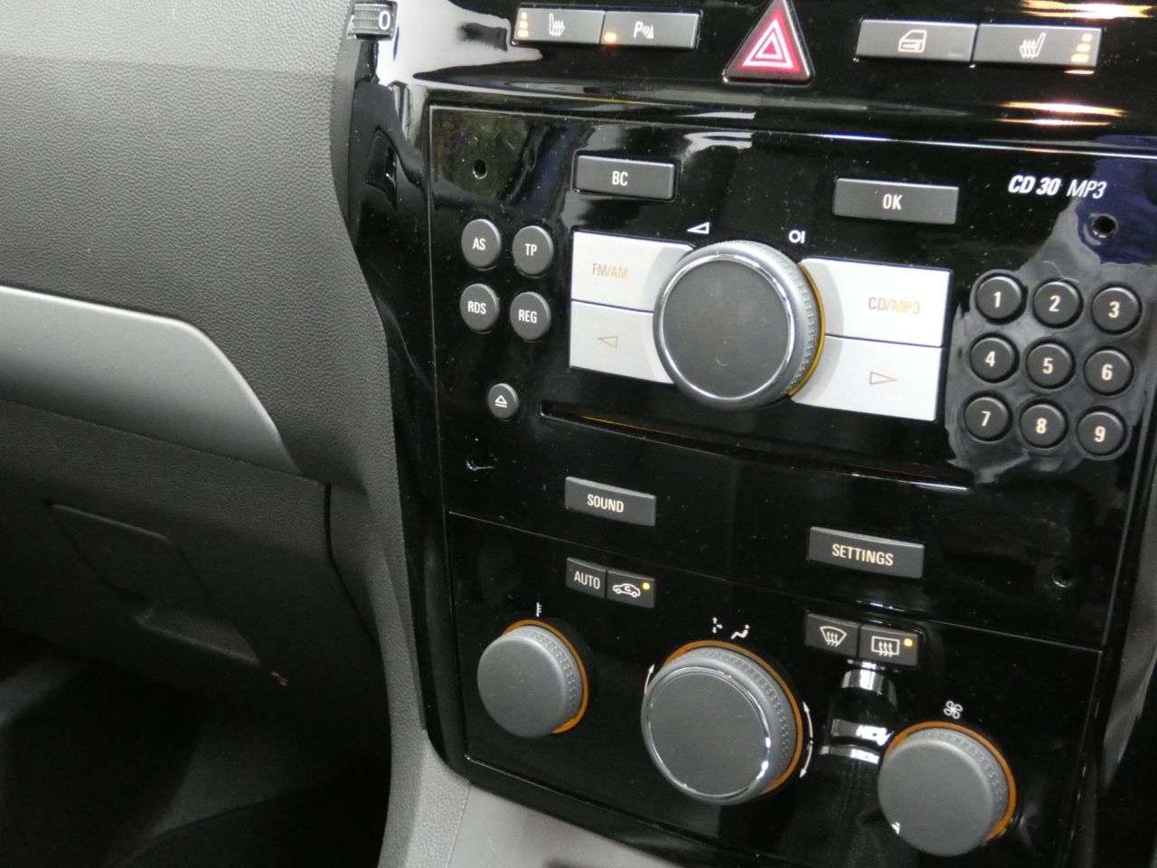 2011 VAUXHALL ZAFIRA 2011 VAUXHALL ZAFIRA