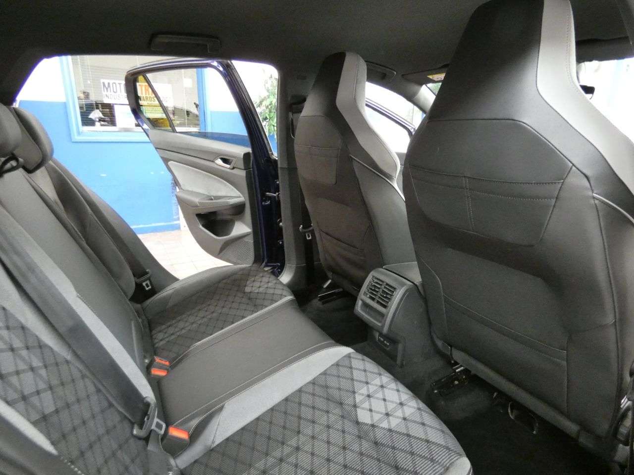 2022 VOLKSWAGEN GOLF 2022 VOLKSWAGEN GOLF