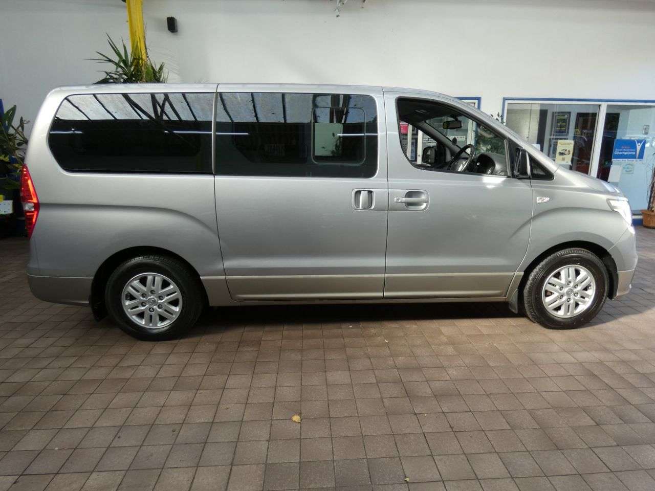 2019 HYUNDAI I800 2019 HYUNDAI I800