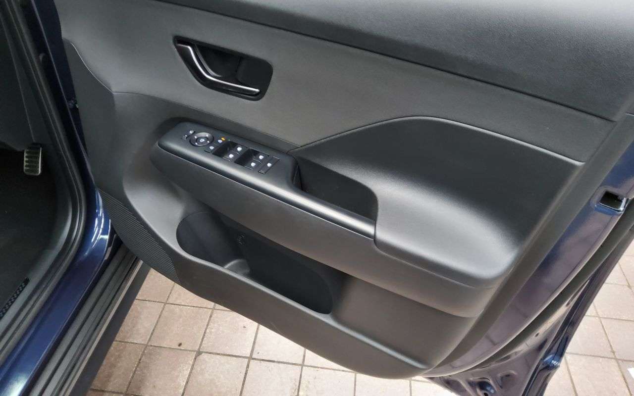 2024 HYUNDAI KONA 2024 HYUNDAI KONA