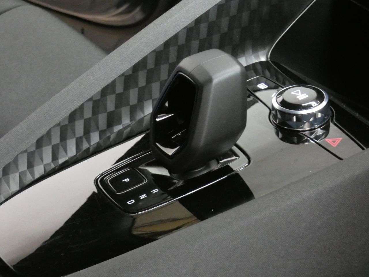 2022 POLESTAR POLESTAR 2 2022 POLESTAR POLESTAR 2