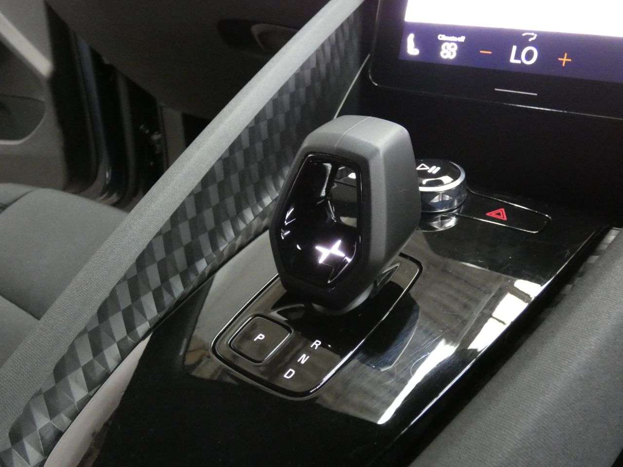 2022 POLESTAR POLESTAR 2 2022 POLESTAR POLESTAR 2