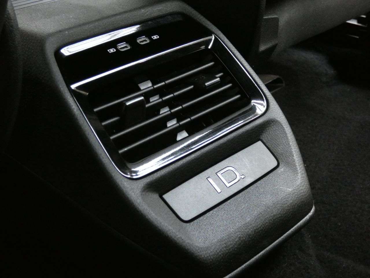 2022 VOLKSWAGEN ID.4 2022 VOLKSWAGEN ID.4