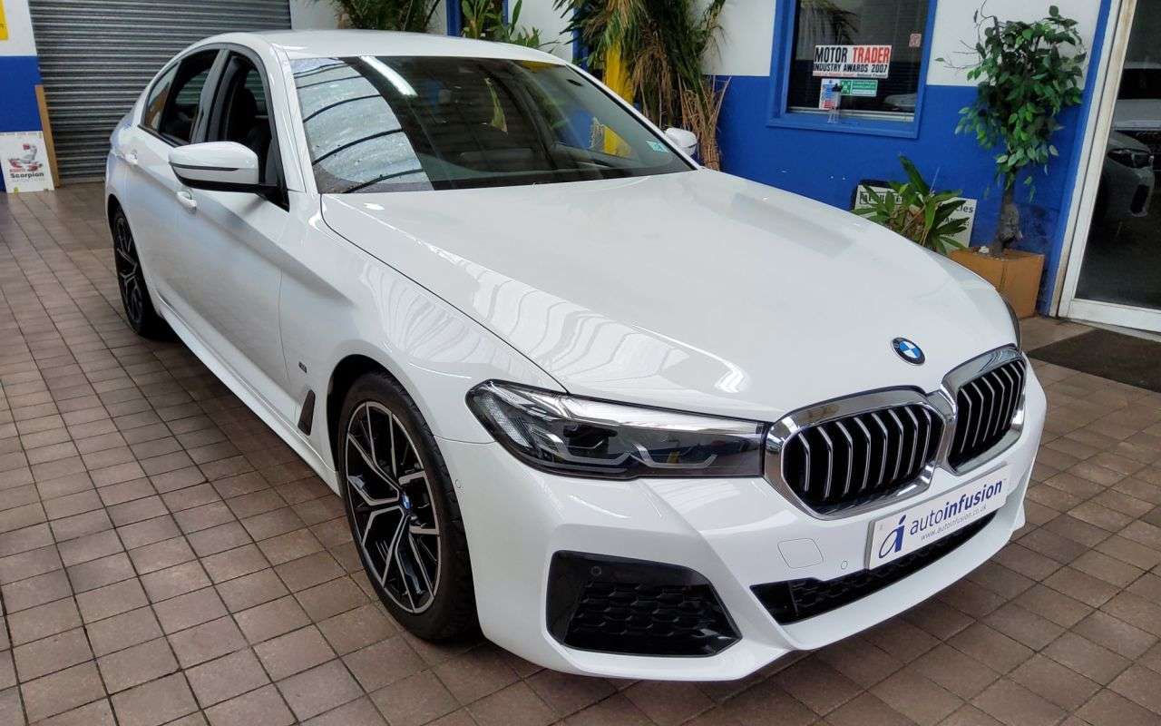 2022 BMW 5 SERIES 2022 BMW 5 SERIES