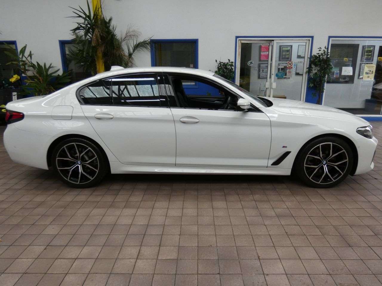 2022 BMW 5 SERIES 2022 BMW 5 SERIES