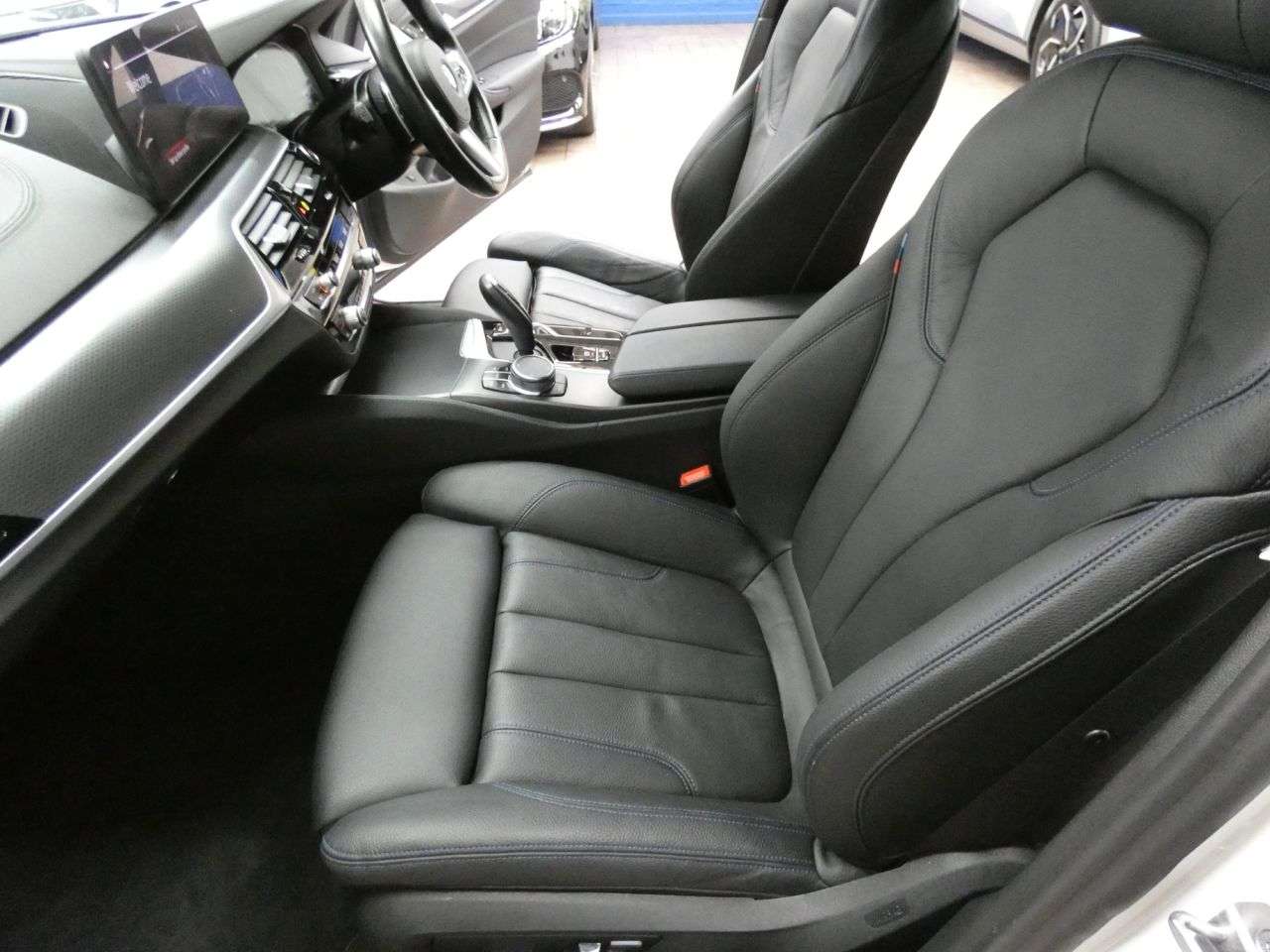 2022 BMW 5 SERIES 2022 BMW 5 SERIES