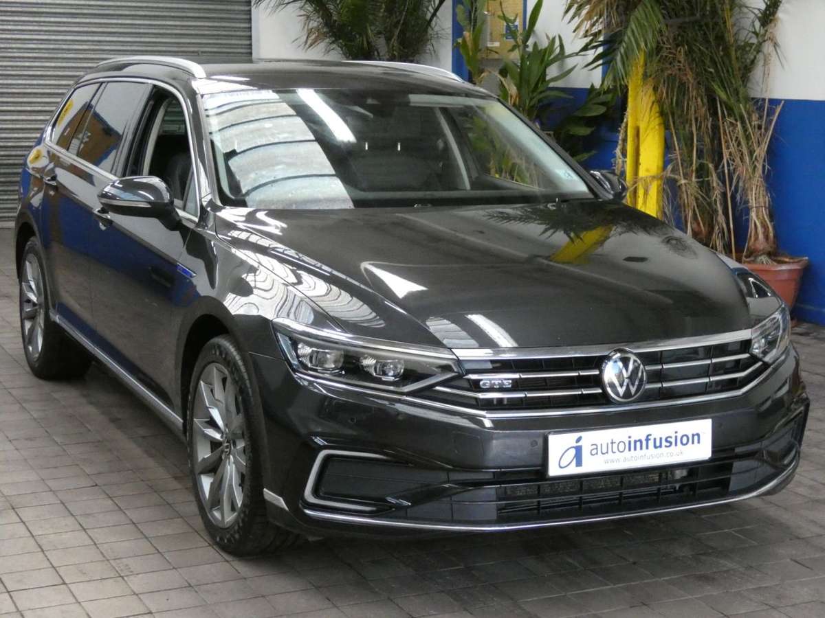 Check out this Volkswagen Passat 2022 Hybrid Electric Automatic